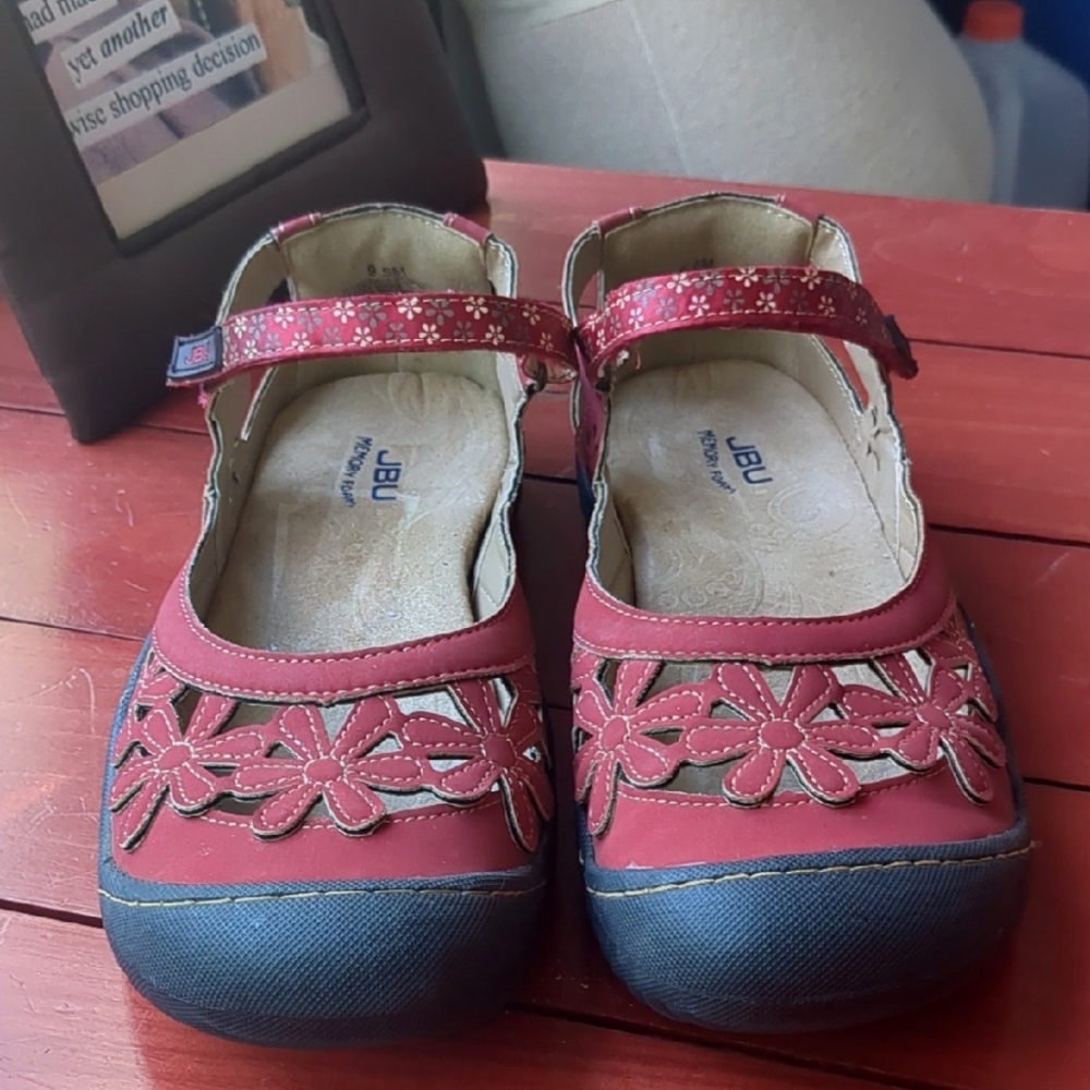 JBU Red Vegan Material Floral Cutouts w/Velcro Closure Size 9.5 - NEW